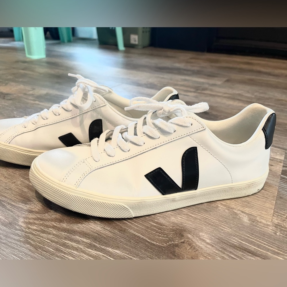 Veja Sneakers